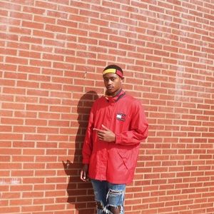 Meet your Posher, Kye